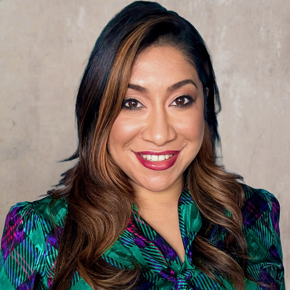 Esperanza Torres 1000x1000 1