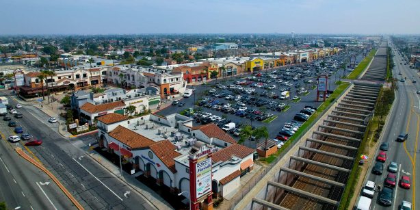 Plaza-La-Alameda---Retail-header